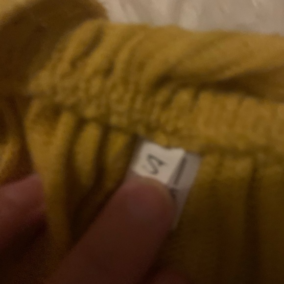 Cropped Off the Shoulder Long Sleeve - Picture 3 of 4